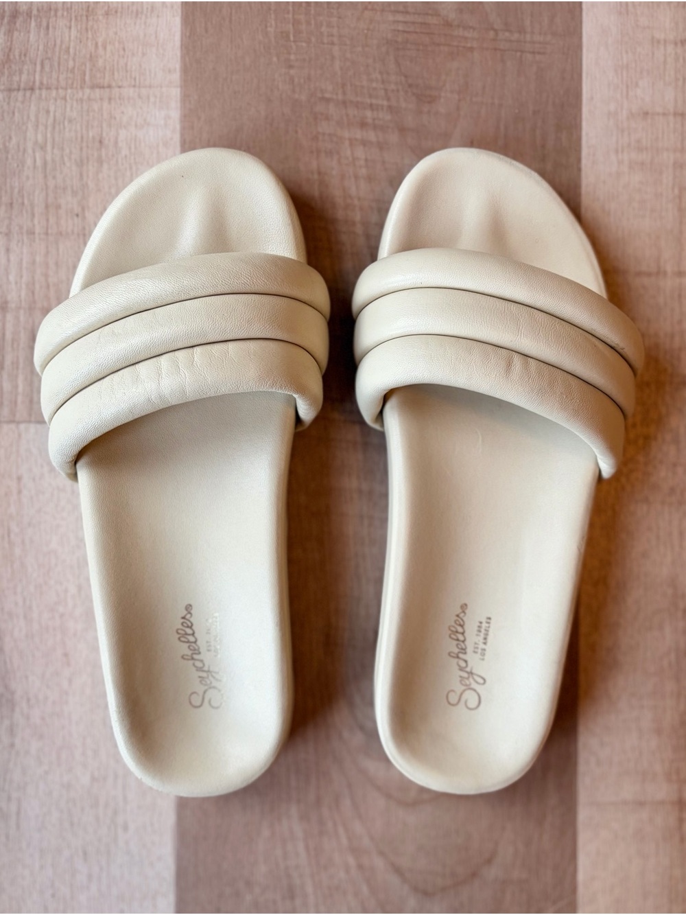 Seychelles Low Key Slide Sandals in Ivory Cream Size 9